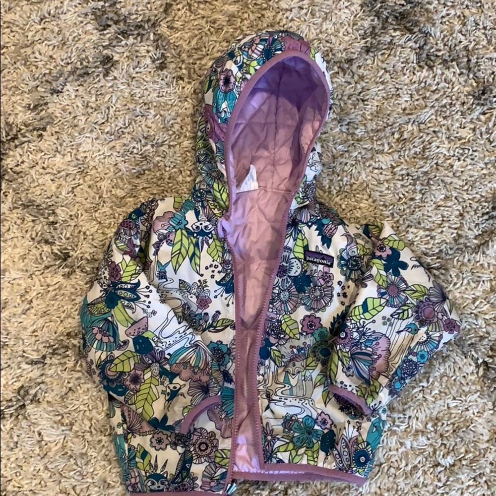 Adorable outdoor/wilderness patterned winter coat